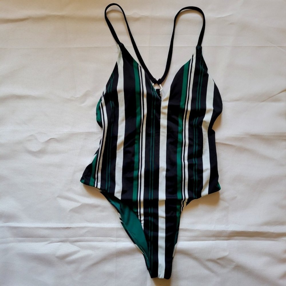 NWOT Dolce Vita Stripe One Piece Swimsuit Size M